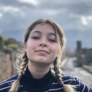 Meet your Posher, Lucia